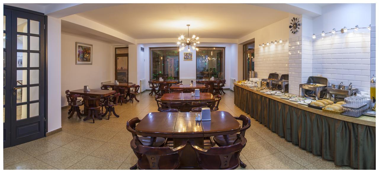 Hotel Victoria Bakuriani Exteriér fotografie